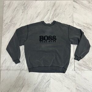 Vintage, Hugo boss embroidered Men's distressed, gray crewneck